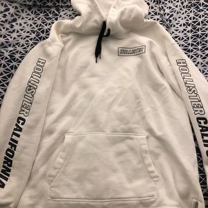 Hollister Men’s white sweatshirt
